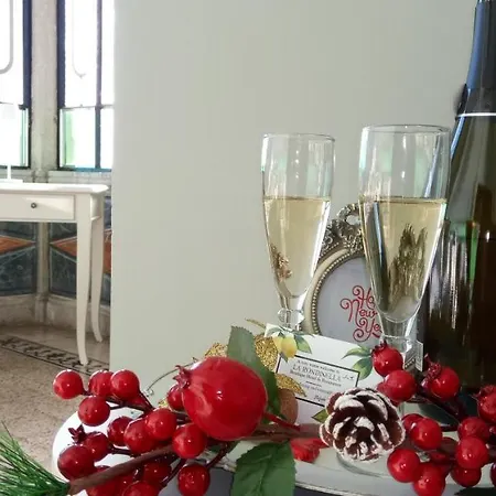 La Rondinella 3* Каннеро-Ривьера